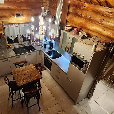 En Rondins Avec - 5 Personnes