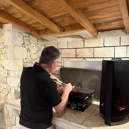 شاليه En Rondins Avec - 5 Personnes Montmurat